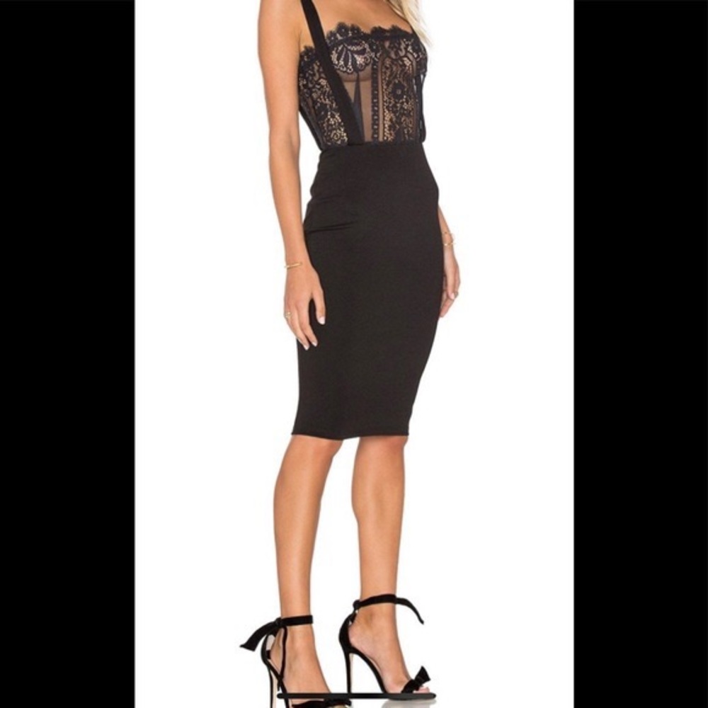 Lurelly Black Lace Dress